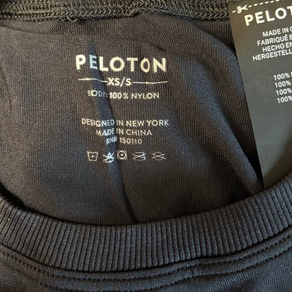 NWT Peloton Seamless Muscle Tank Women's Size XS / S Black Nylon Logo Workout - Picture 5 of 9